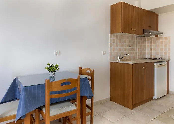 Edem Studios & Apartment Naxos City